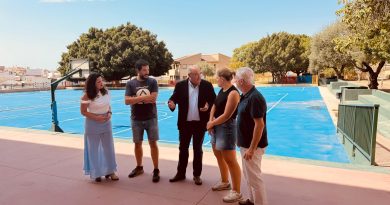 Lupiáñez pone en valor la transformación de los colegios de todo el municipio tras más de 2 millones de euros de inversión desde 2023 Lupiáñez pone en valor la transformación de los colegios de todo el municipio tras más de 2 millones de euros de inversión desde 2023