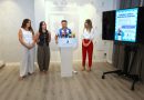 Torrox se sitúa a la vanguardia de la alfabetización digital para mayores con un taller de Inteligencia Artificial