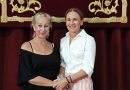 Leopoldina Valdemoro y Chiqui Muñoz, autora del cartel y pregonera de la Semana Santa veleña 2027