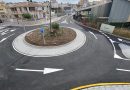 La Junta de Gobierno Local reclama formalmente a Telefónica la retirada de los postes que mantienen cerrado uno de los viales de la rotonda de El Romeral La Junta de Gobierno Local reclama formalmente a Telefónica la retirada de los postes que mantienen cerrado uno de los viales de la rotonda de El Romeral