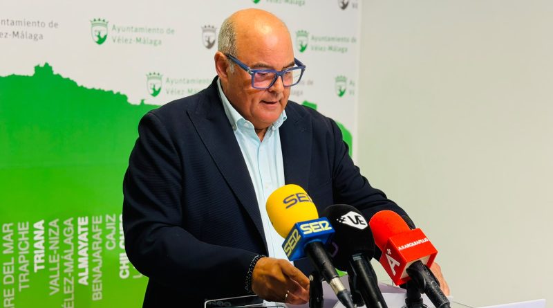 Jesús Lupiáñez presenta su renuncia a la Alcaldía de Vélez-Málaga